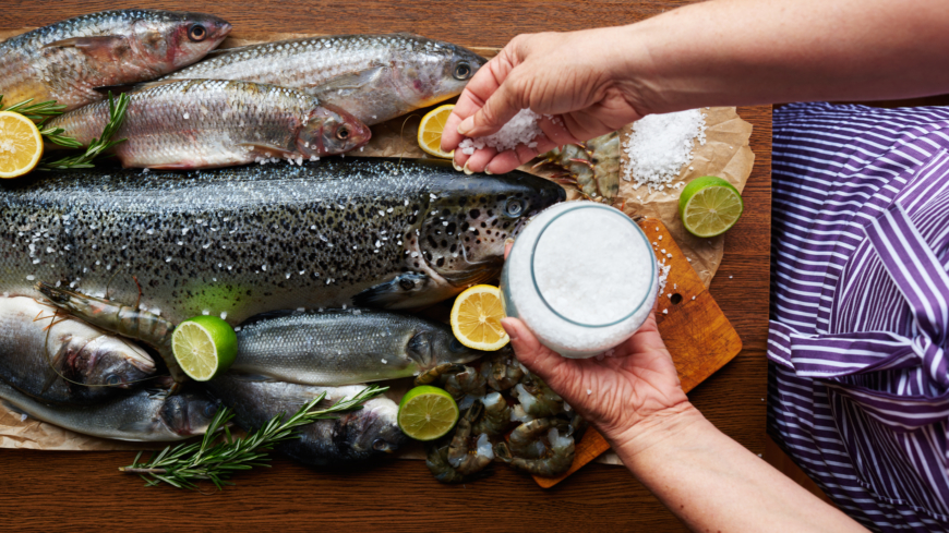 Data från studien pekar också på att de barn som fått prova på fisk och ägg före elva månaders ålder i lägre utsträckning blev allergiska. Foto: Shutterstock